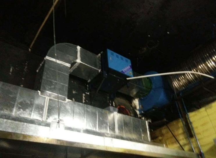 排煙風(fēng)機(jī)清洗